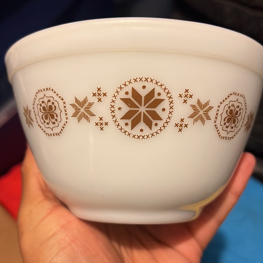 Vintage Pyrex - Picture 8 of 11
